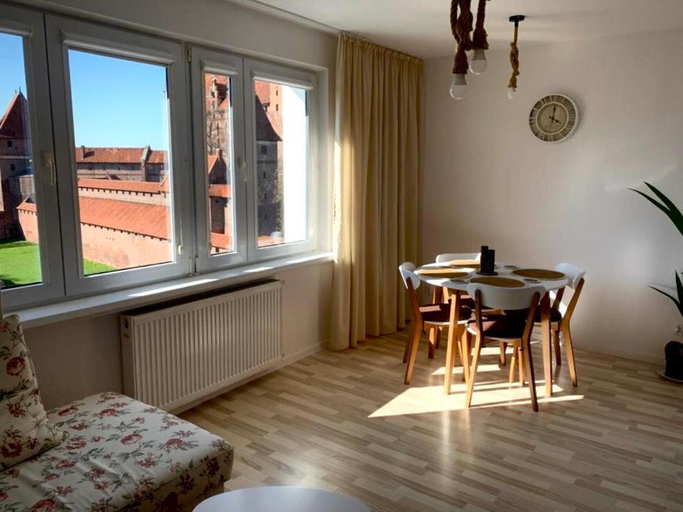 Appartement Widok Zamku O Poranku à Malbork Extérieur photo